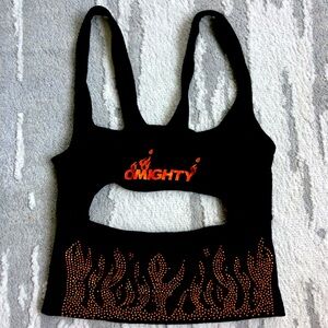 OMIGHTY cutout crop tank
